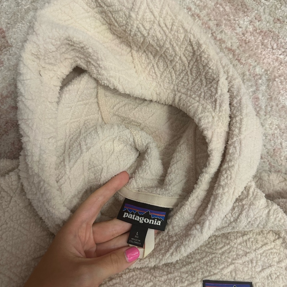 Patagonia Women's Beige Cowl Neck Sweater - Picture 2 of 4